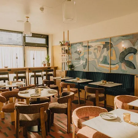 Wilde Berlin, Checkpoint Charlie Hotel Berlino