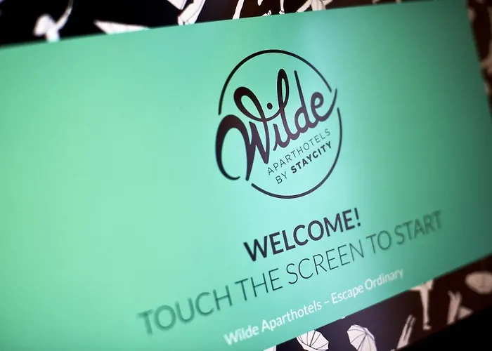 Wilde Berlin, Checkpoint Charlie Hotell 4*