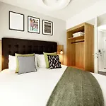 Wilde Berlin, Checkpoint Charlie 4* Berlin