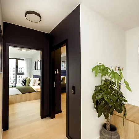 Wilde Berlin, Checkpoint Charlie Lägenhetshotell 4*