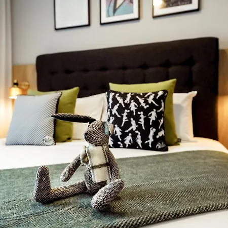 Wilde Berlin, Checkpoint Charlie Hotel