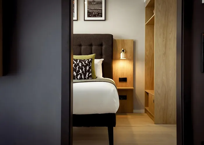 Wilde Berlin, Checkpoint Charlie Hotel 4*