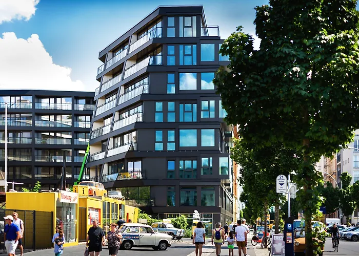 Wilde Berlin, Checkpoint Charlie Hotel