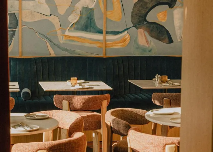 Wilde Berlin, Checkpoint Charlie 4*