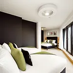 Hotell Wilde Berlin, Checkpoint Charlie Berlin