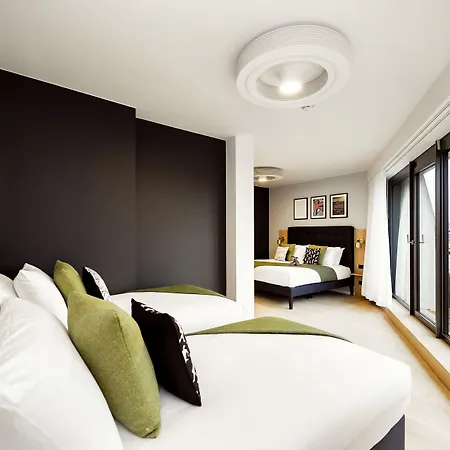 Hotel apartamentowy Wilde Berlin, Checkpoint Charlie Berlin